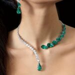 Elegant Bridal Teardrop Necklace - Perfect Gift for Women on New Year's & Valentine's Day, Sparkling Rhinestone Party Accessory