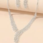 3pcs Rhinestone Claw Chain Set – Elegant Necklace & Earrings - Image 8