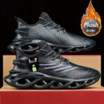 Men's Lightweight Striped Sports Shoes - Image 5
