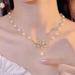 Elegant Magpie Pendant Necklace – Premium Light Luxury Clavicle Chain - Image 3