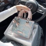 Elegant Color-Block Splicing Handbag for Women - Image 2