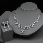 3-Piece Rhinestone Water Drop & Clover Jewelry Set - Image 4