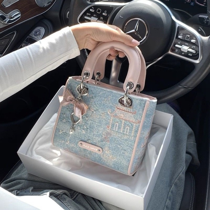 Hot Selling Chinese Color Block Inspired Women's Bag with Elegant Design, Multifunctional Handbag, Fashionable Color Block Splicing, Large Capacity Mobile Phone Cosmetics Storage Bag, Portable Multifunctional Daily Storage Bag - Image 4